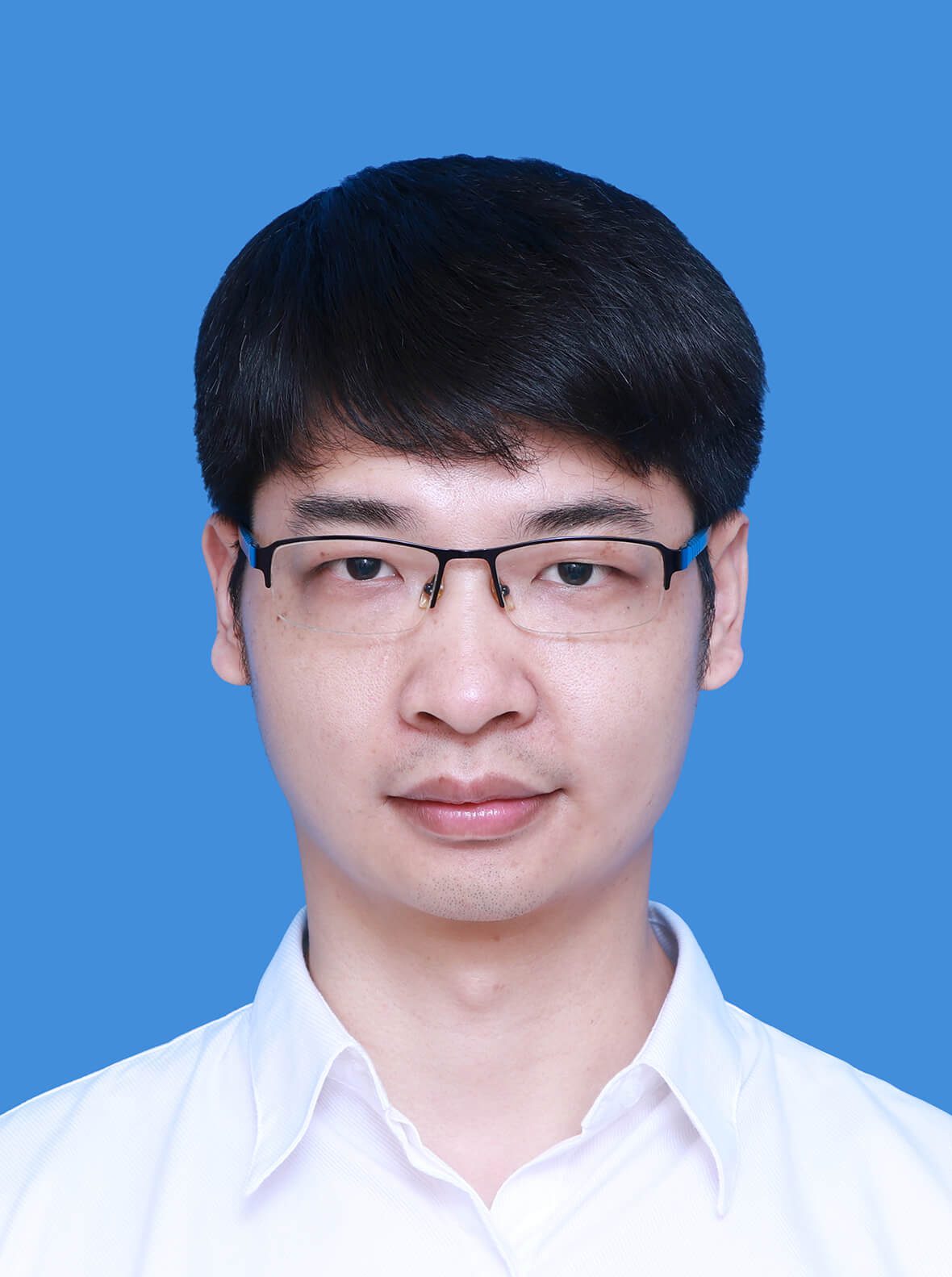黄功梅律师