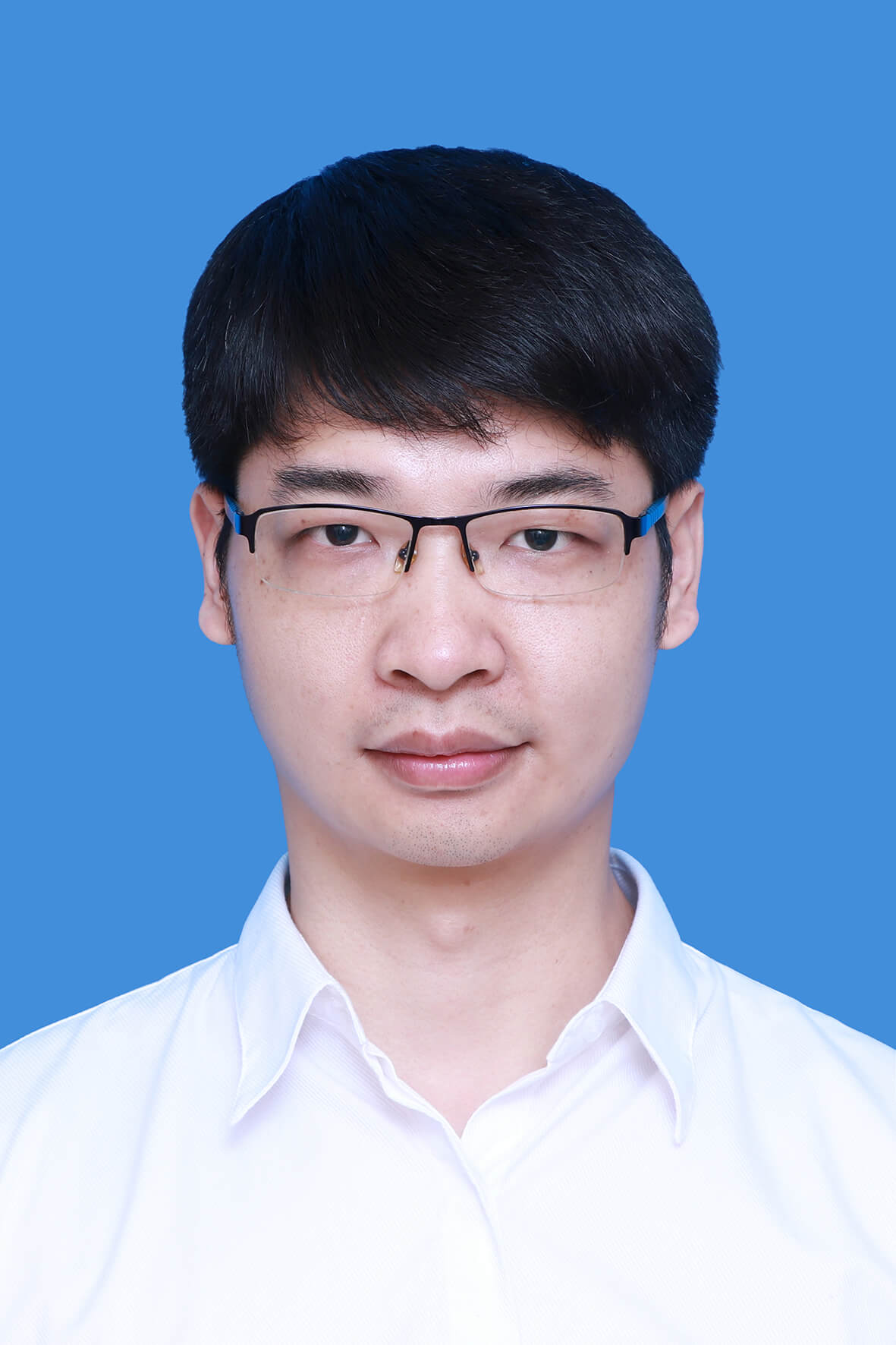 黄功梅律师